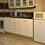 Demetrovics Udvarhaz شقة