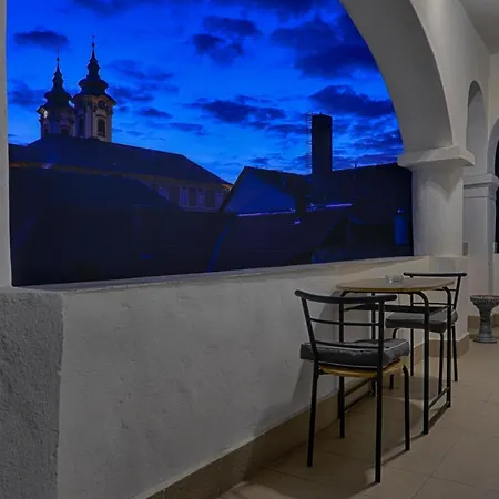 Demetrovics Udvarhaz