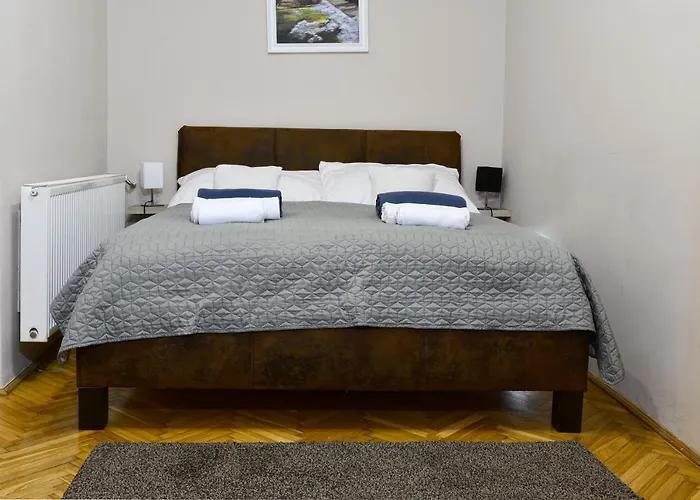 Апартаменты Demetrovics Udvarhaz Эгер