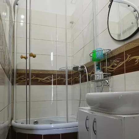 Demetrovics Udvarház Apartman *
