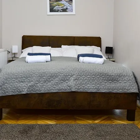 Apartman Demetrovics Udvarház Eger