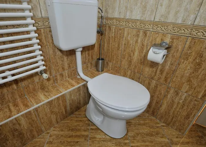Apartman Demetrovics Udvarház