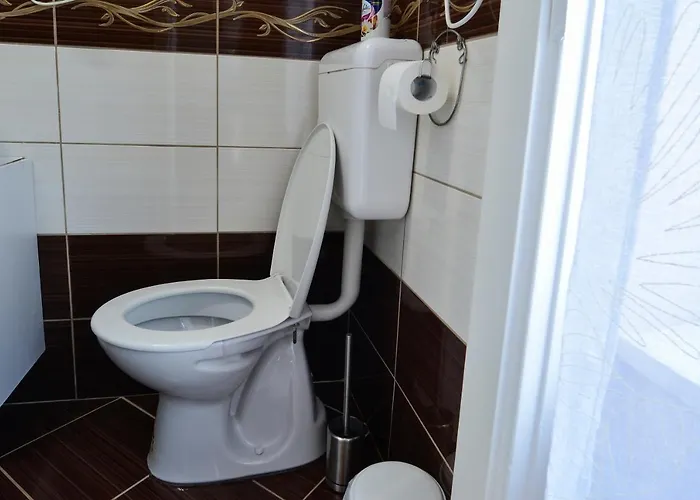 Demetrovics Udvarház